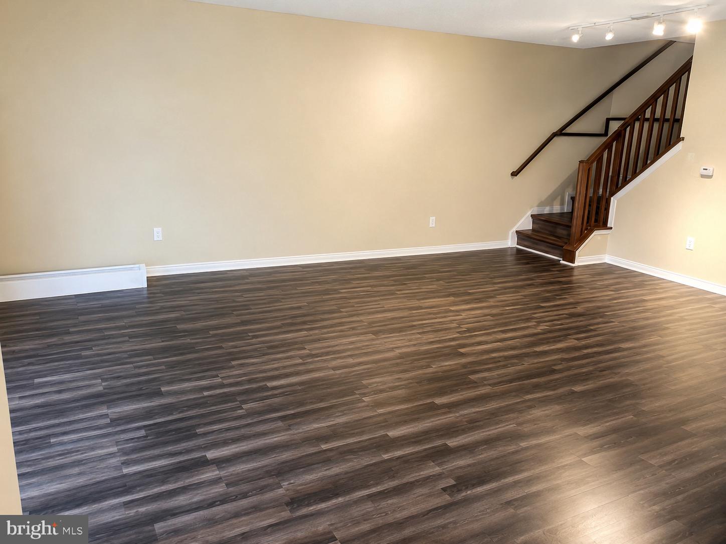 1407 Wharton Road Mount Laurel, NJ 08054 - Photo 4 of 10