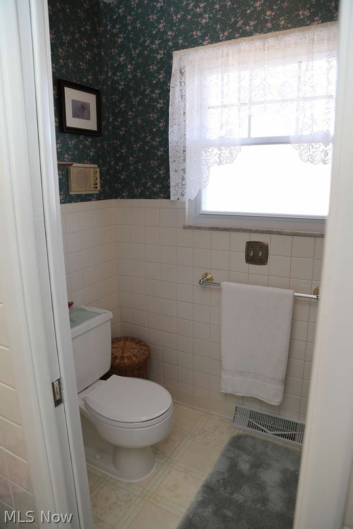 2239 Trares Road Mogadore, OH 44260 - Photo 22 of 32 Full Bathroom