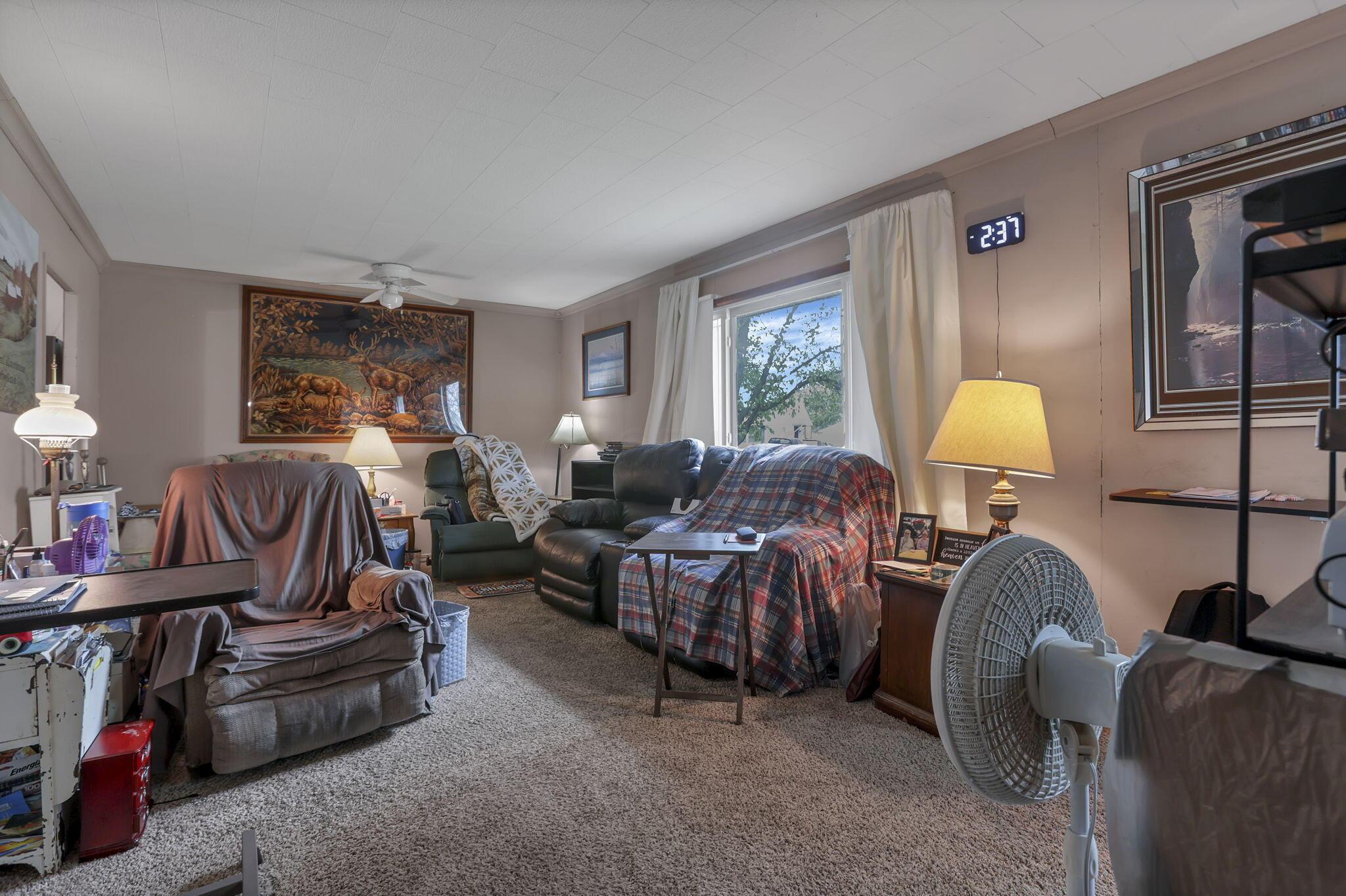 916 South Hampton Road Columbus, OH 43227 - Photo 3 of 29 8-web-or-mls-0D3A7934