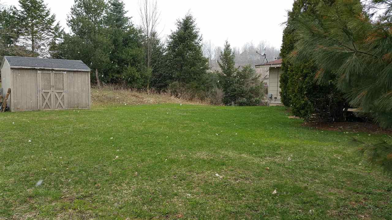 2990 Silver Lake Road Traverse City, MI 49685 - Photo 6 of 38 1815155-5.JPG