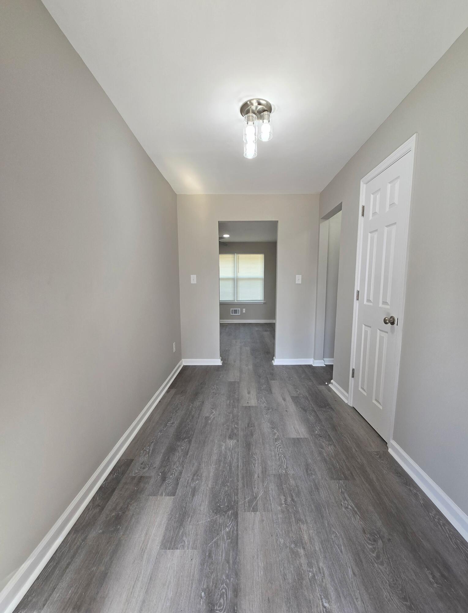 2327 Tobacco Road Augusta, GA 30906 - Photo 6 of 29 Foyer