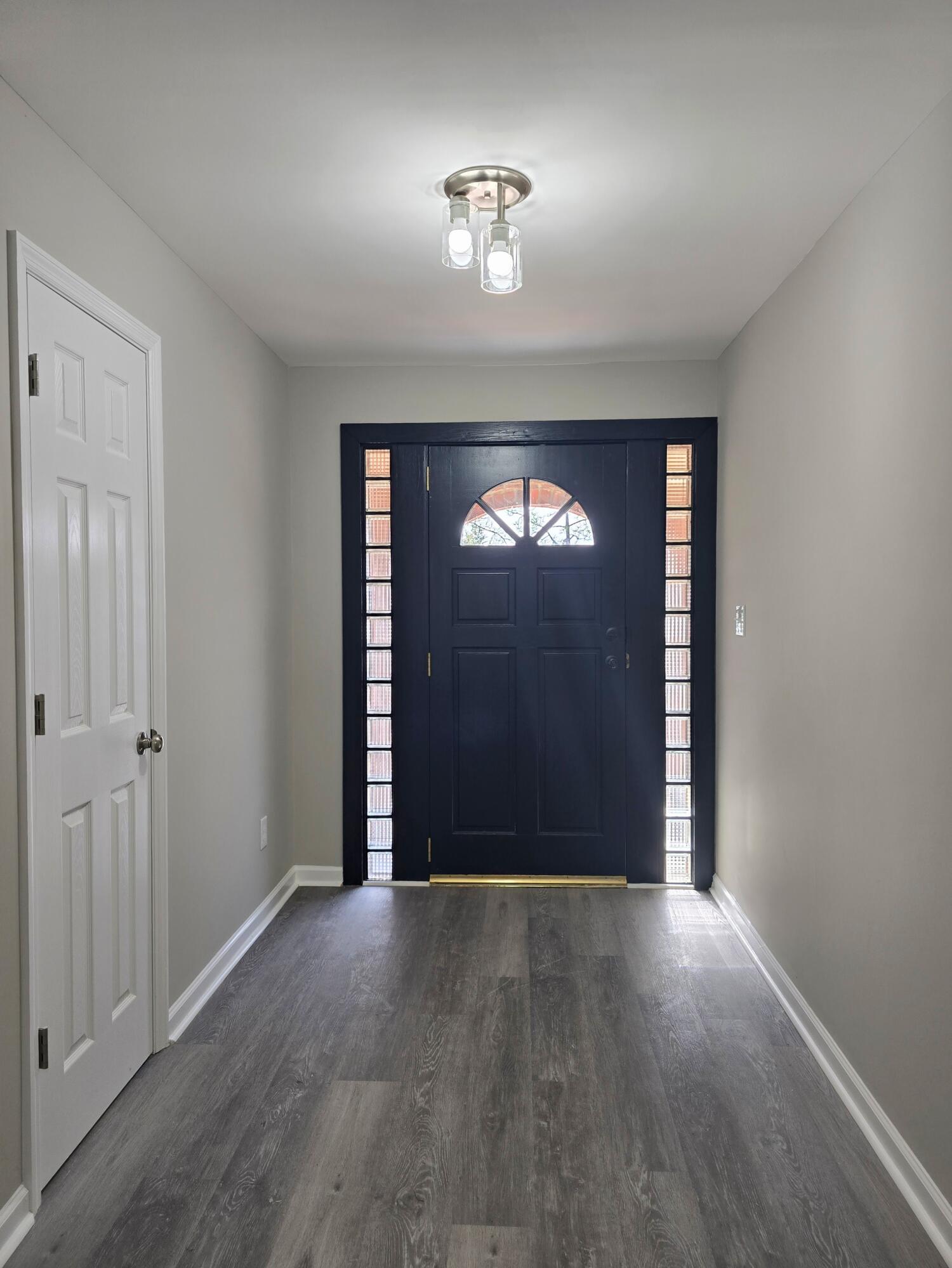 2327 Tobacco Road Augusta, GA 30906 - Photo 7 of 29 Foyer 3