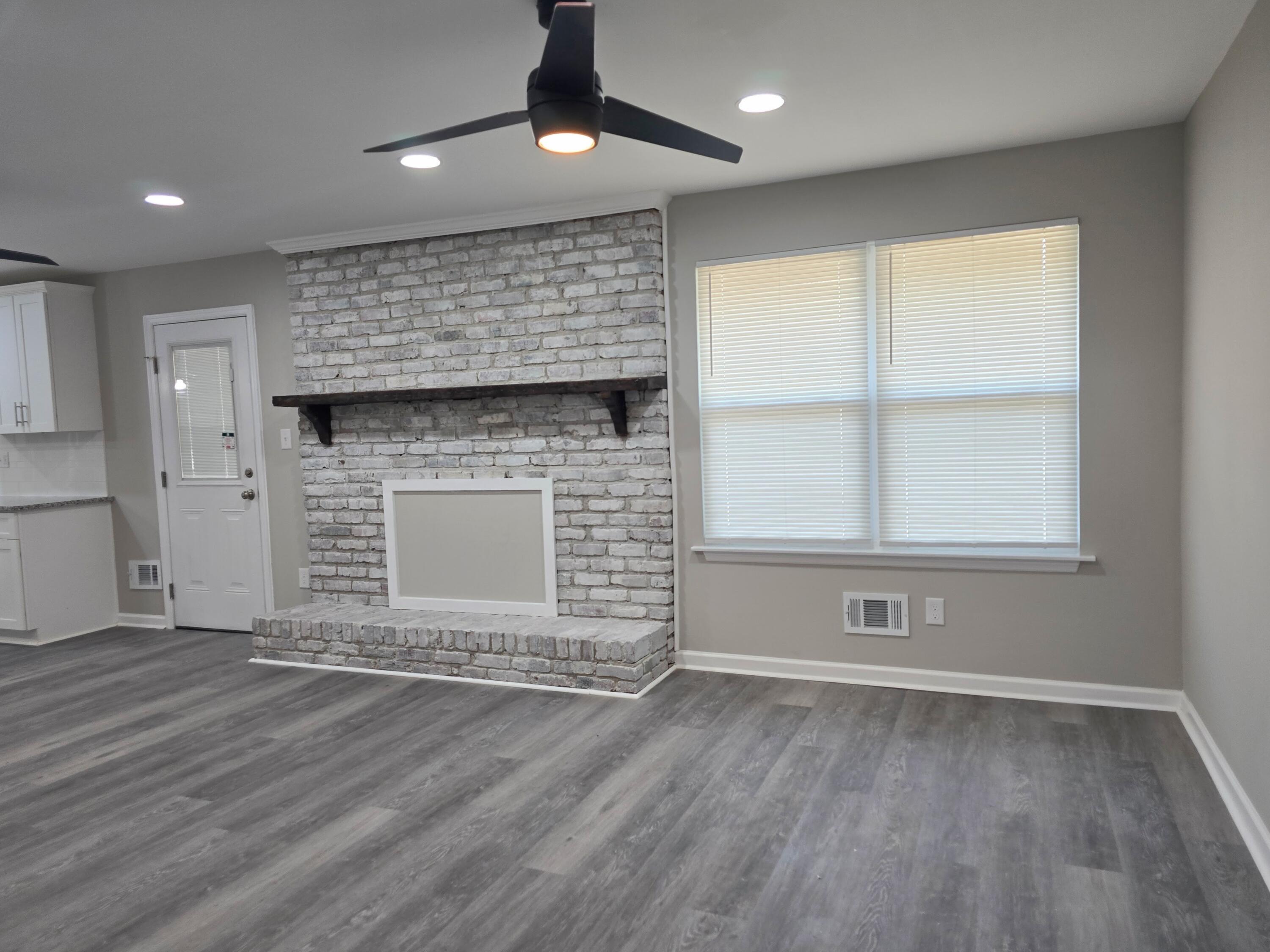 2327 Tobacco Road Augusta, GA 30906 - Photo 8 of 29 Living Area