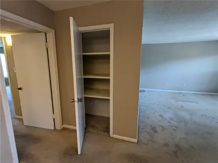 $147,000 | 2708 Whitney Place, Unit 812, Metairie, LA 70002