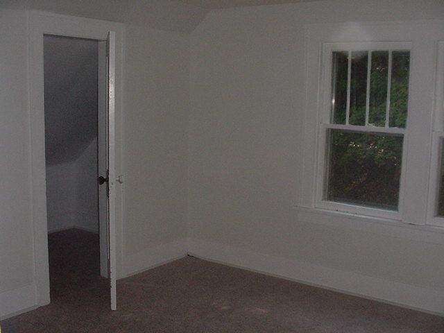 449 46th Street Moline, IL 61265 - Photo 6 of 8 Gallery Image 6