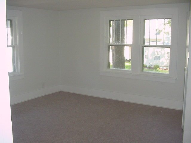 449 46th Street Moline, IL 61265 - Photo 7 of 8 Gallery Image 7