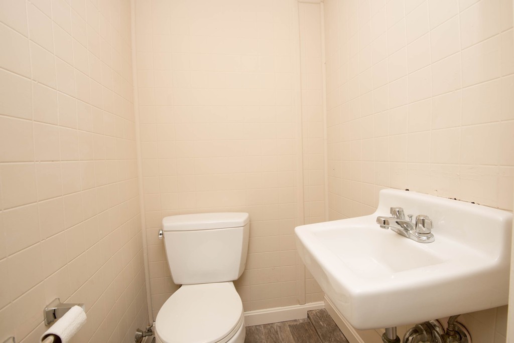 2 Rodgers Road Saugus, MA 01906 - Photo 26 of 30 Gallery Image 26