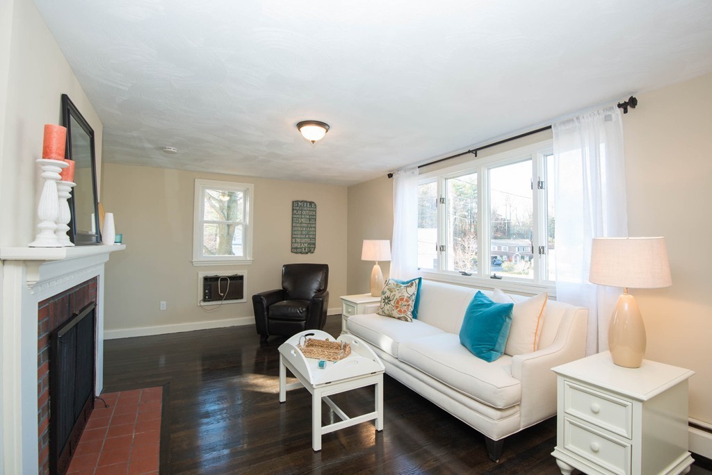 2 Rodgers Road Saugus, MA 01906 - Photo 3 of 30 Gallery Image 3