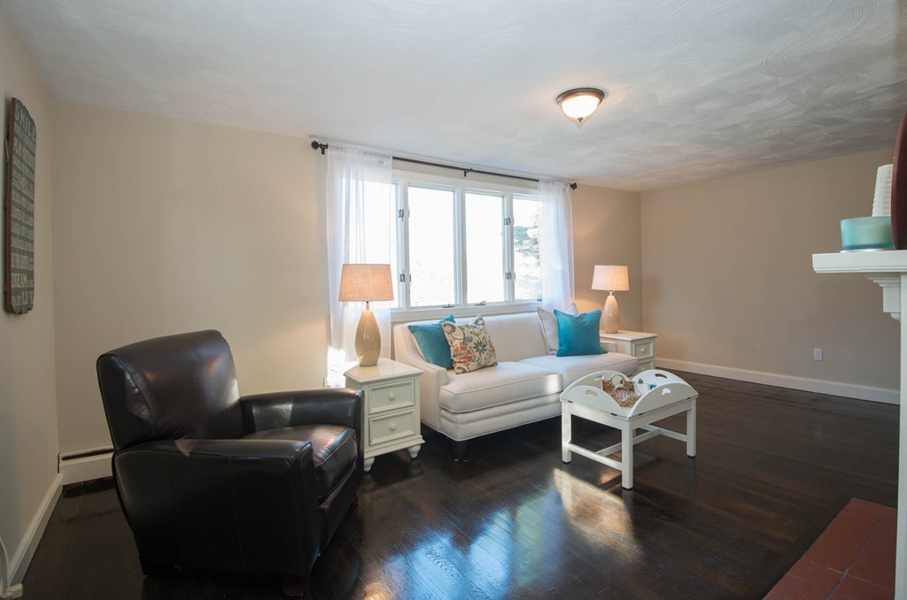 2 Rodgers Road Saugus, MA 01906 - Photo 4 of 30 Gallery Image 4