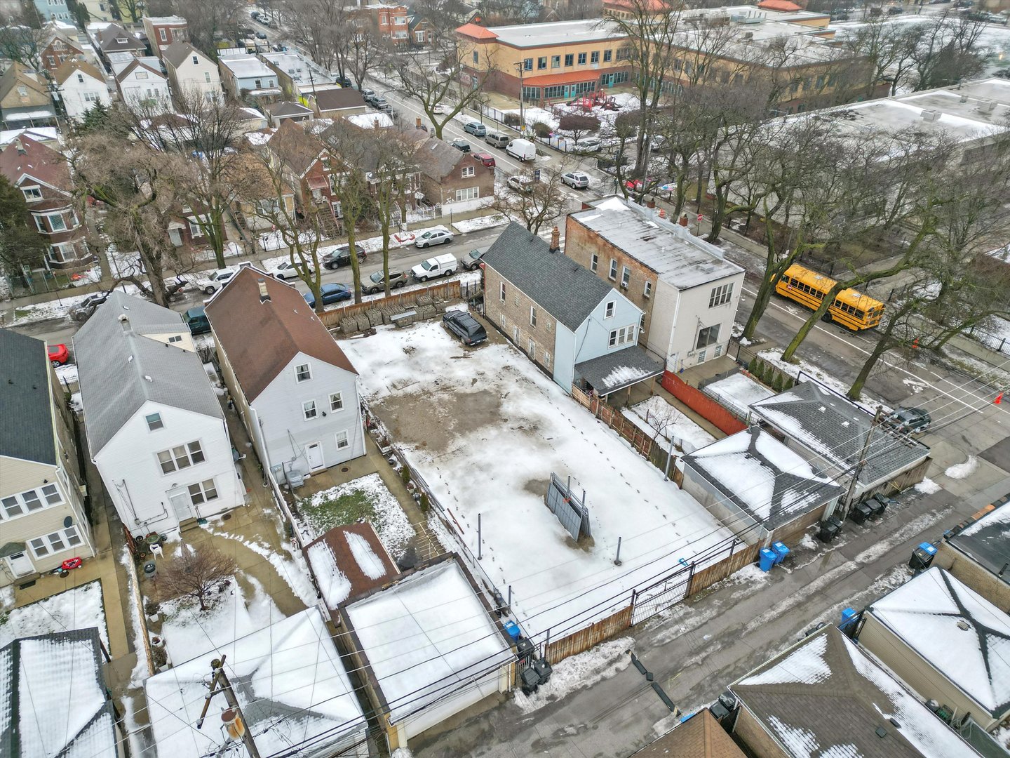 2854 South Ridgeway Avenue Chicago, IL 60623 - Photo 3 of 5 Gallery Image 3