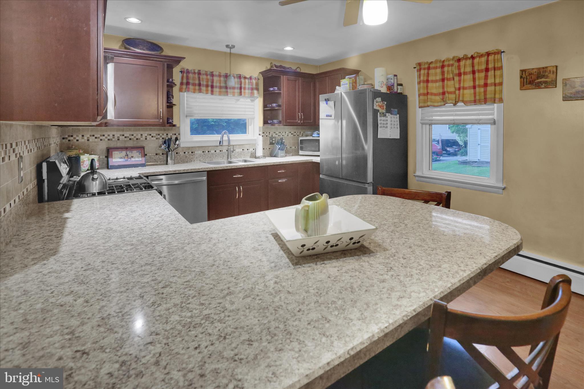 430 Summit Avenue Reading, PA 19607 - Photo 19 of 29 Kitchen