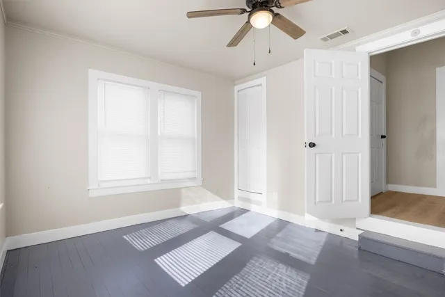 $1,200 | 715 Porter Street, Unit 3, Taylor, TX 76574