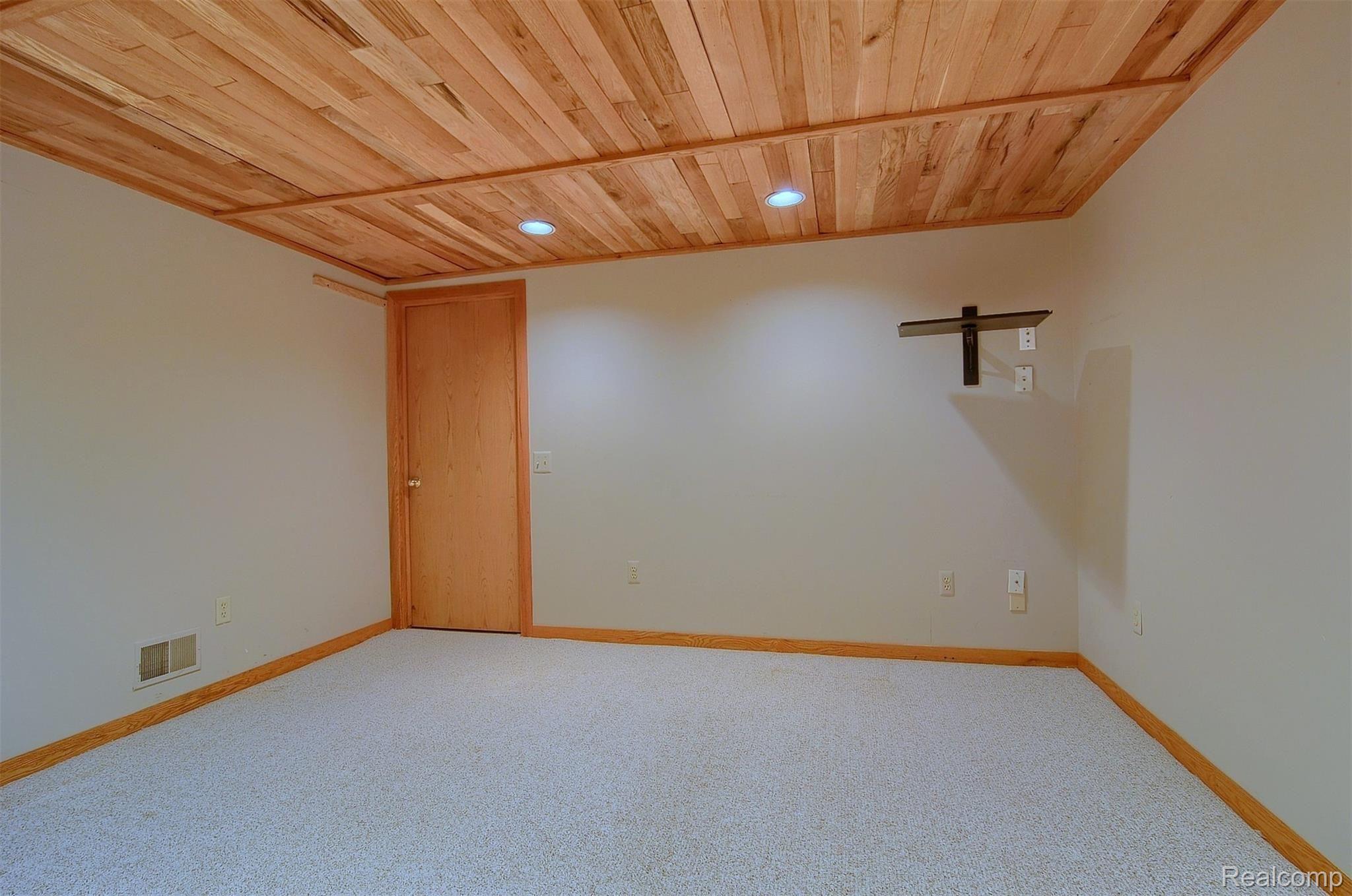 1923 Independence Court Rochester, MI 48306 - Photo 32 of 43 33-Finished Lower Level lll.jpg