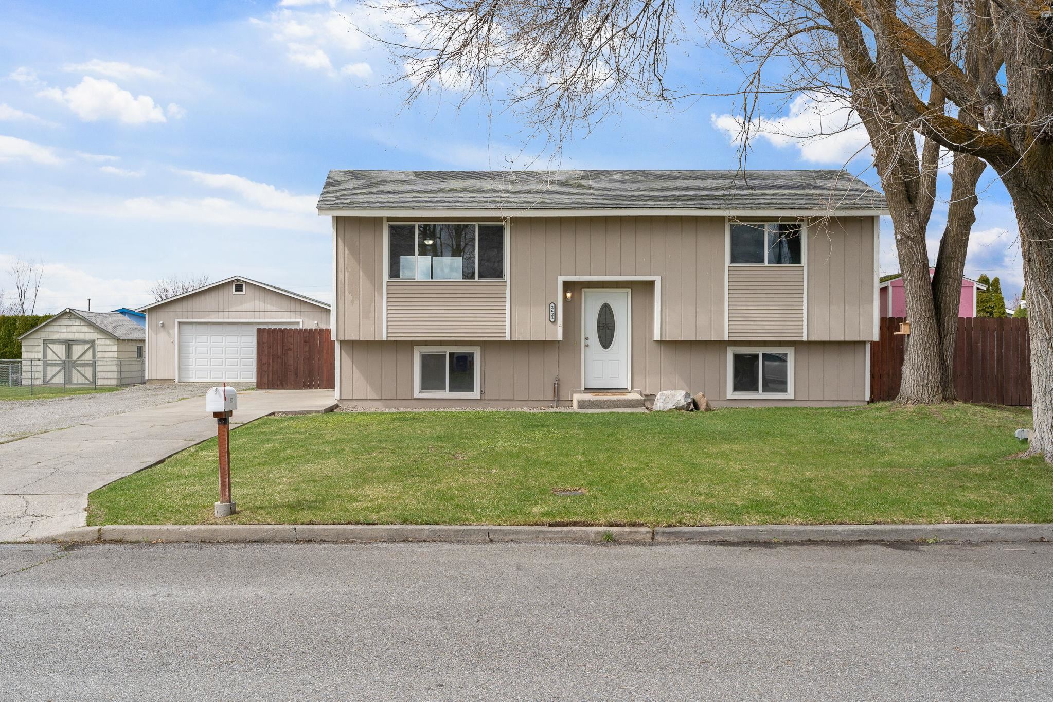 2623 North Woodward Road Spokane, WA 99206 - Photo 1 of 28 Gallery Image 1