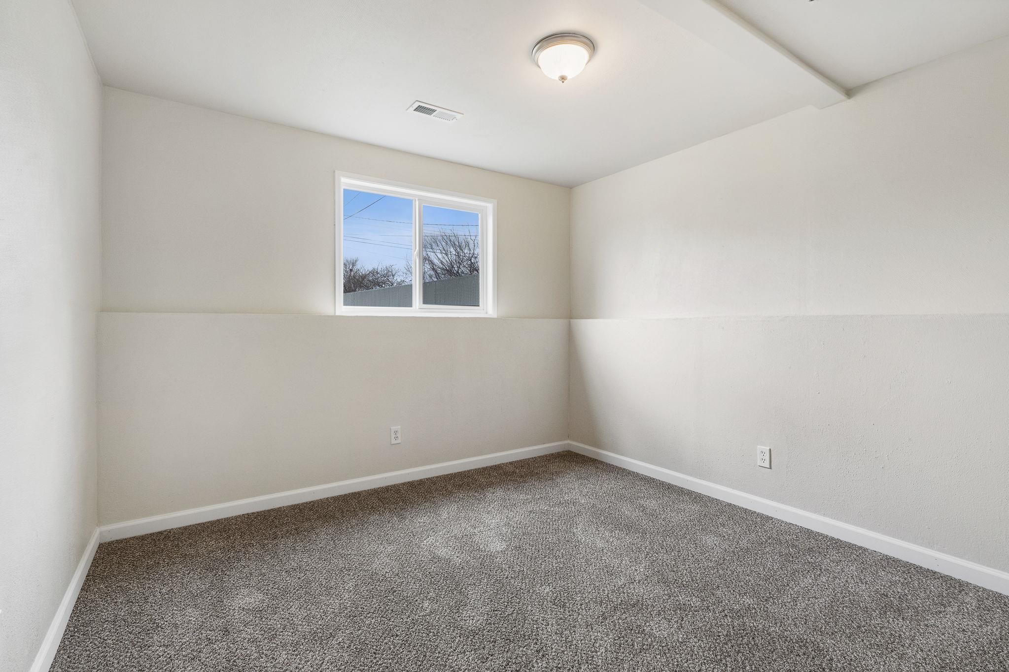 2623 North Woodward Road Spokane, WA 99206 - Photo 9 of 28 Gallery Image 9