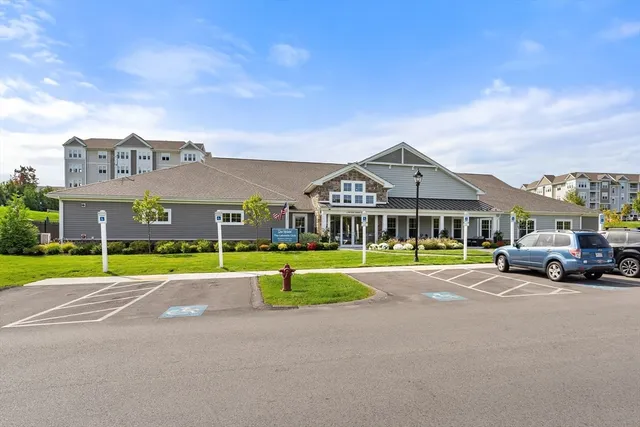 $599,000 | 11101 Peters Farm Way, Unit 101, Westborough, MA 01581