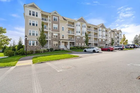 $599,000 | 11101 Peters Farm Way, Unit 101, Westborough, MA 01581