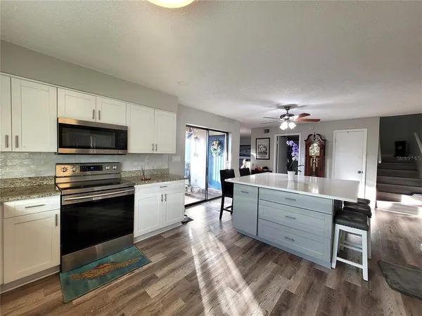 $2,500 | 14521 Catalina Circle, Seminole, FL 33776