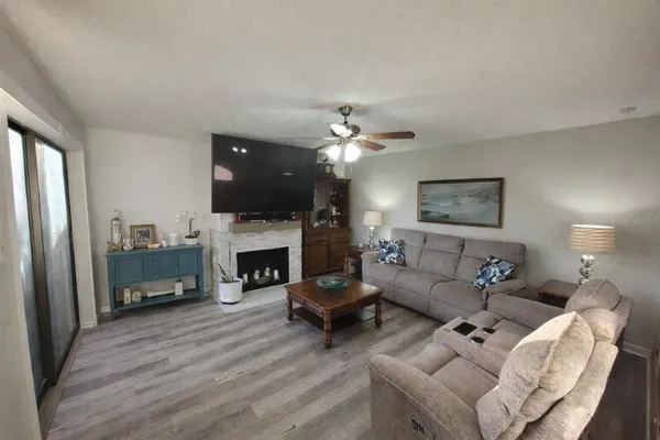 $2,500 | 14521 Catalina Circle, Seminole, FL 33776
