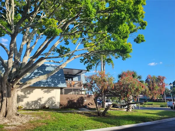 $2,500 | 14521 Catalina Circle, Seminole, FL 33776