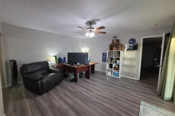 $2,500 | 14521 Catalina Circle, Seminole, FL 33776