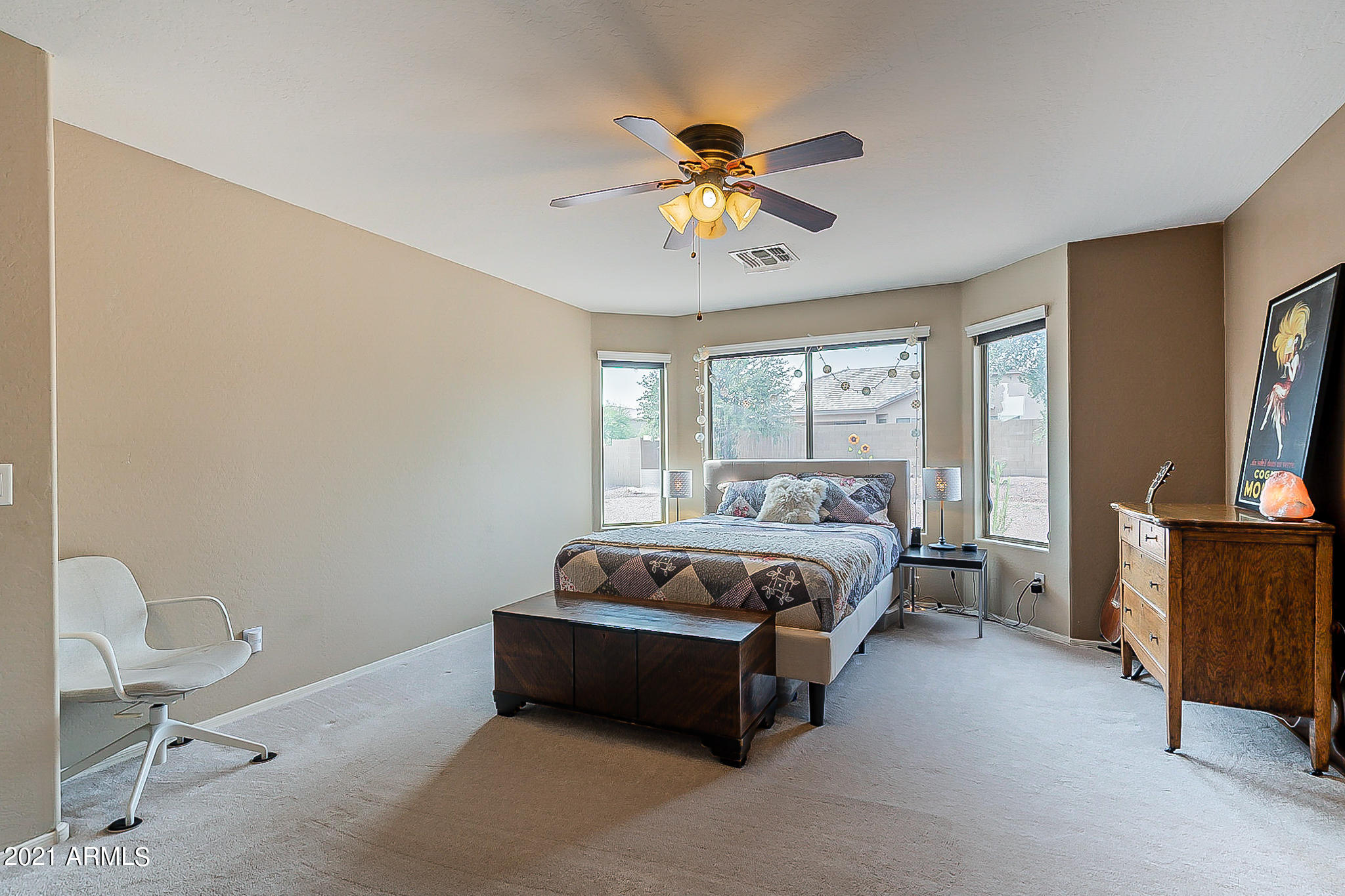 2311 West Carson Road Phoenix, AZ 85041 - Photo 11 of 22 Carson-21