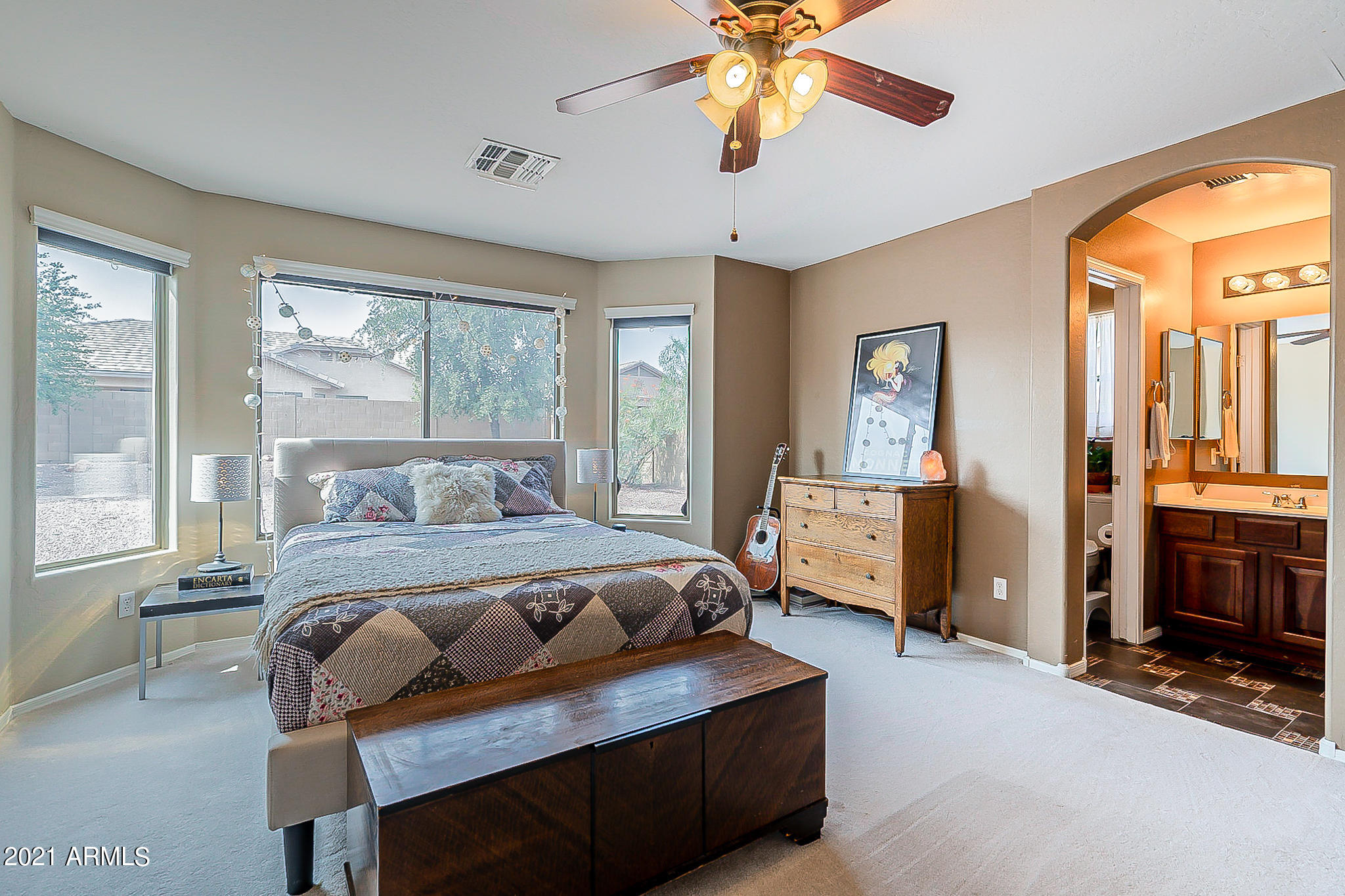 2311 West Carson Road Phoenix, AZ 85041 - Photo 10 of 22 Carson-19