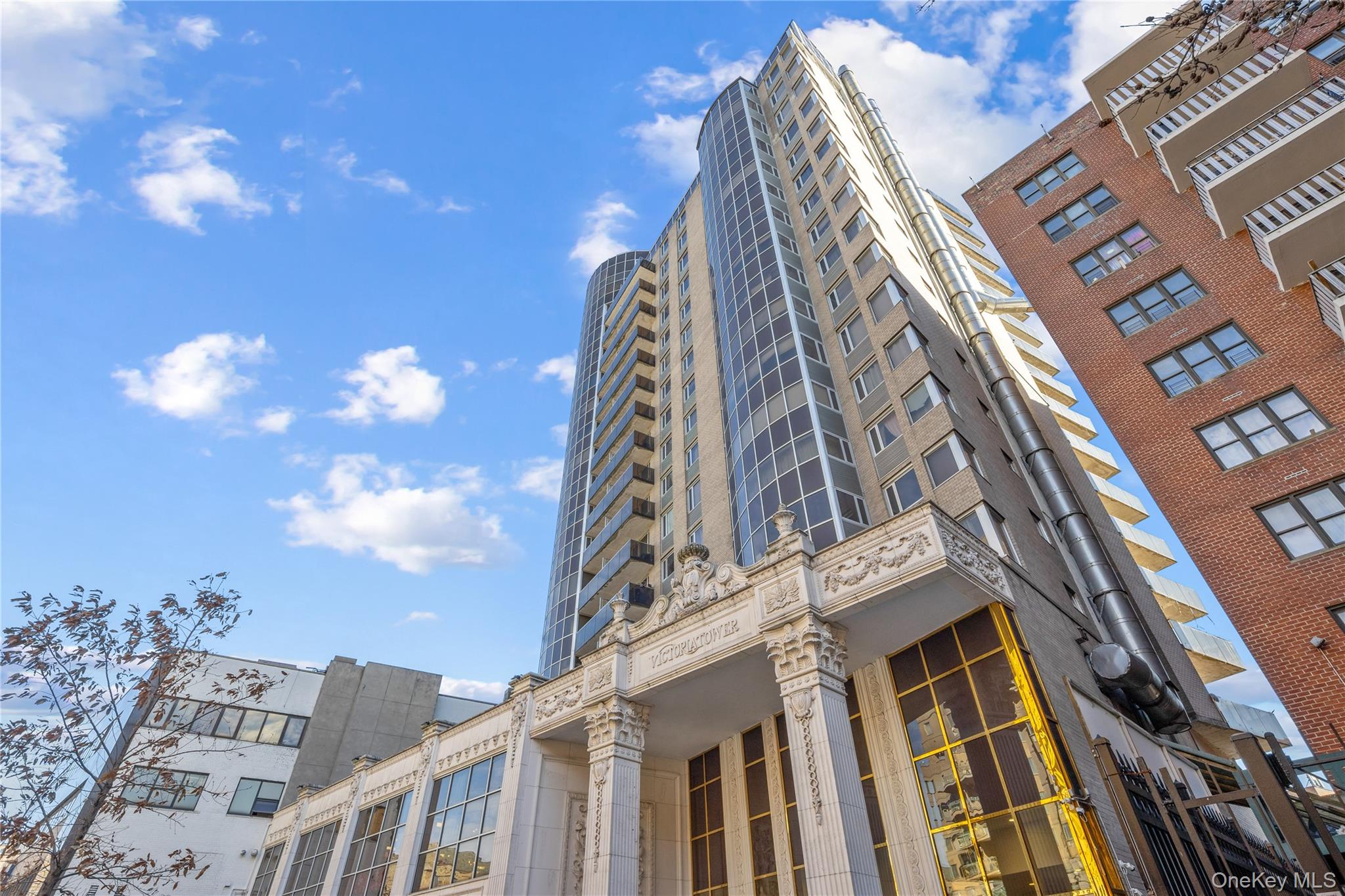 133-38 Sanford Avenue, Unit 6C Queens, NY 11355 - Photo 19 of 21 a view of a multi story building