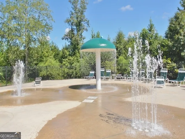 a view of a tennis court