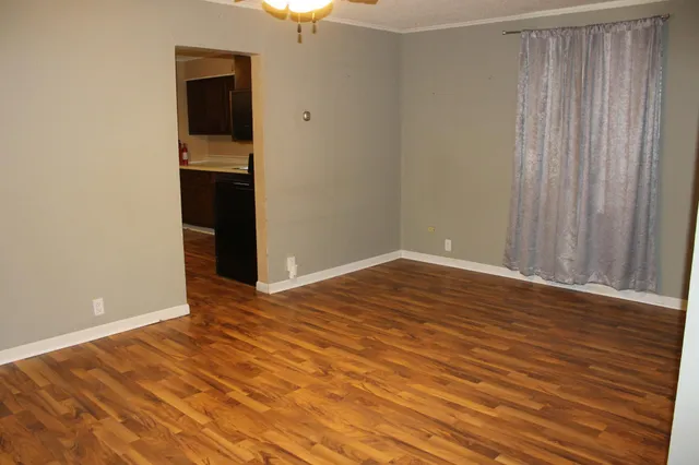 $189,900 | 411 South River Street, Cook, MN 55723