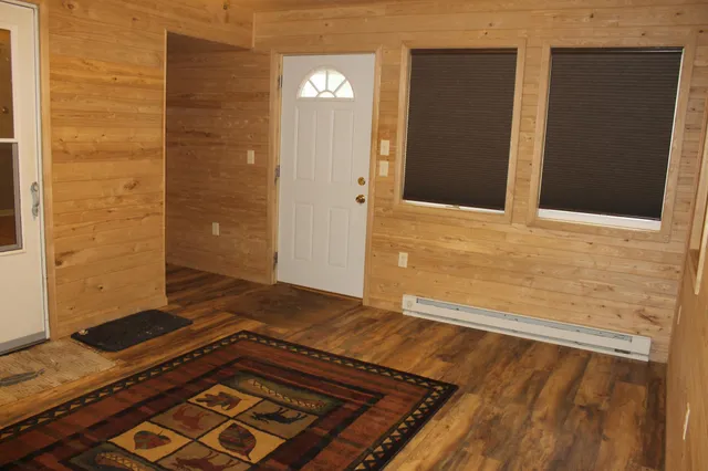 $189,900 | 411 South River Street, Cook, MN 55723