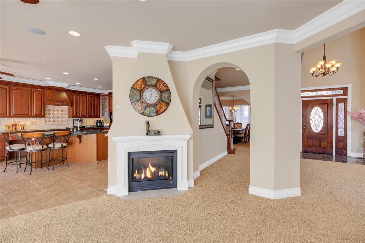 294 Sunrise Road, Unit 2 Copperopolis, CA 95228 - Photo 19 of 98 Adjacent kitchen and formal dining areas.