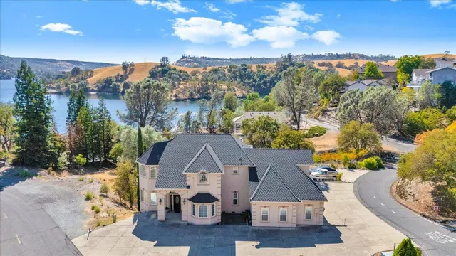 $749,900 | 294 Sunrise Road, Unit 2, Copperopolis, CA 95228