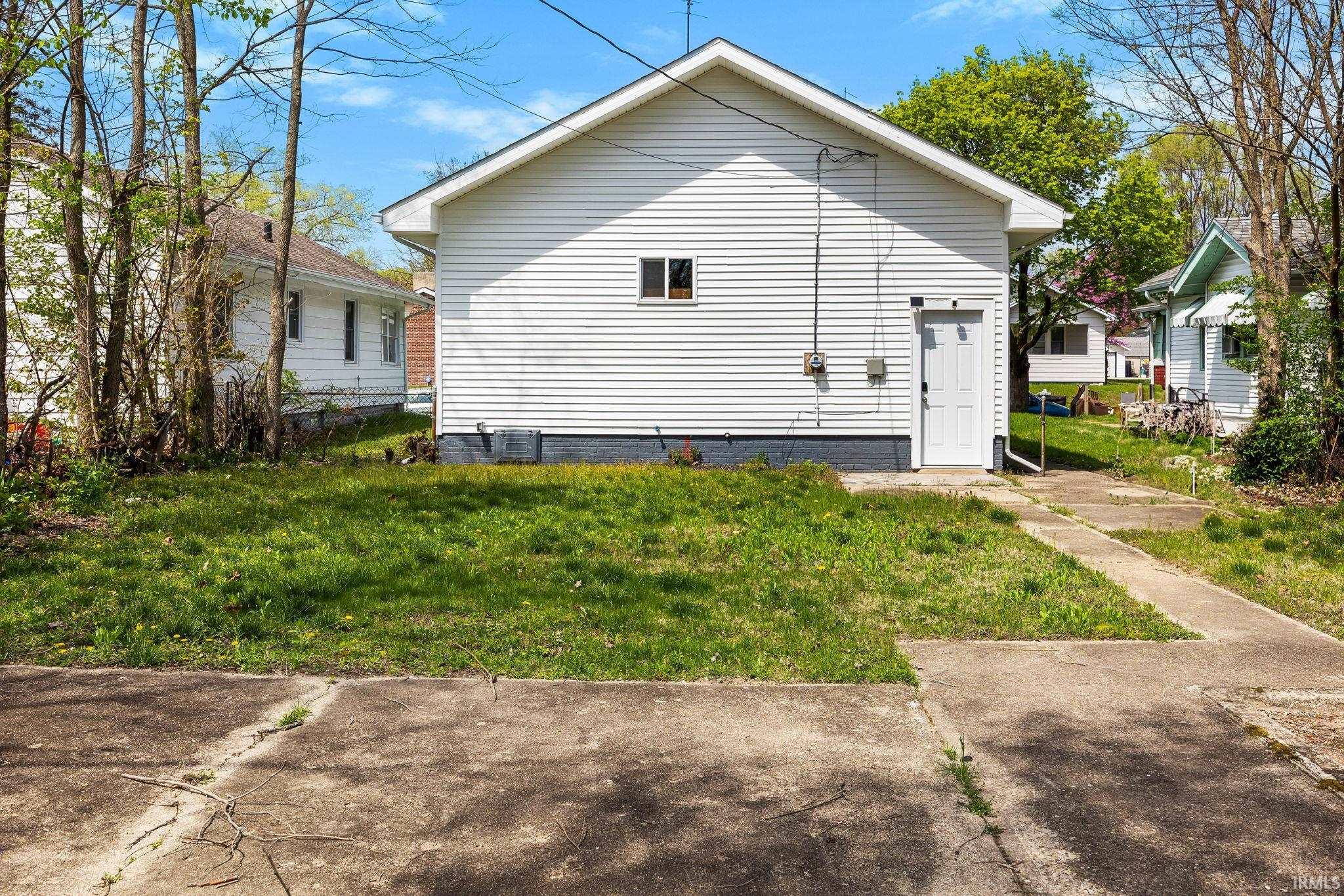 1314 Miner Street South Bend, IN 46617 - Photo 23 of 26