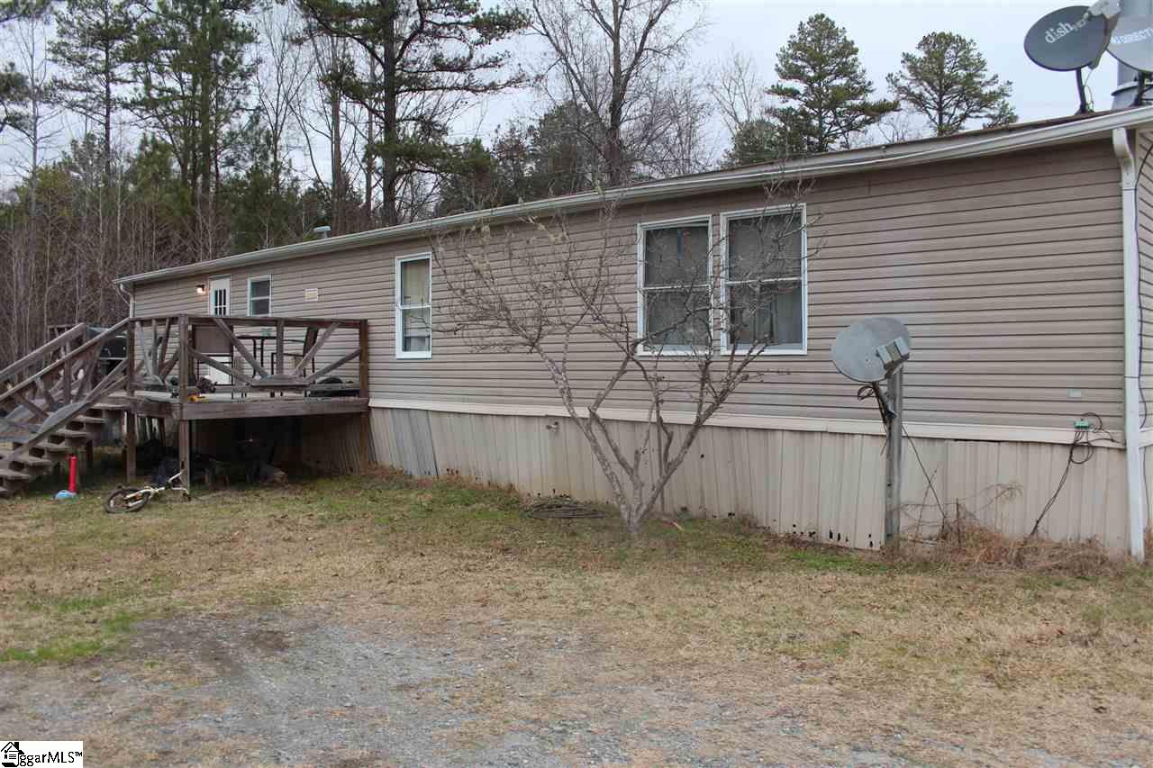 562 Stockton Road Fountain Inn, SC 29644 - Photo 3 of 15
