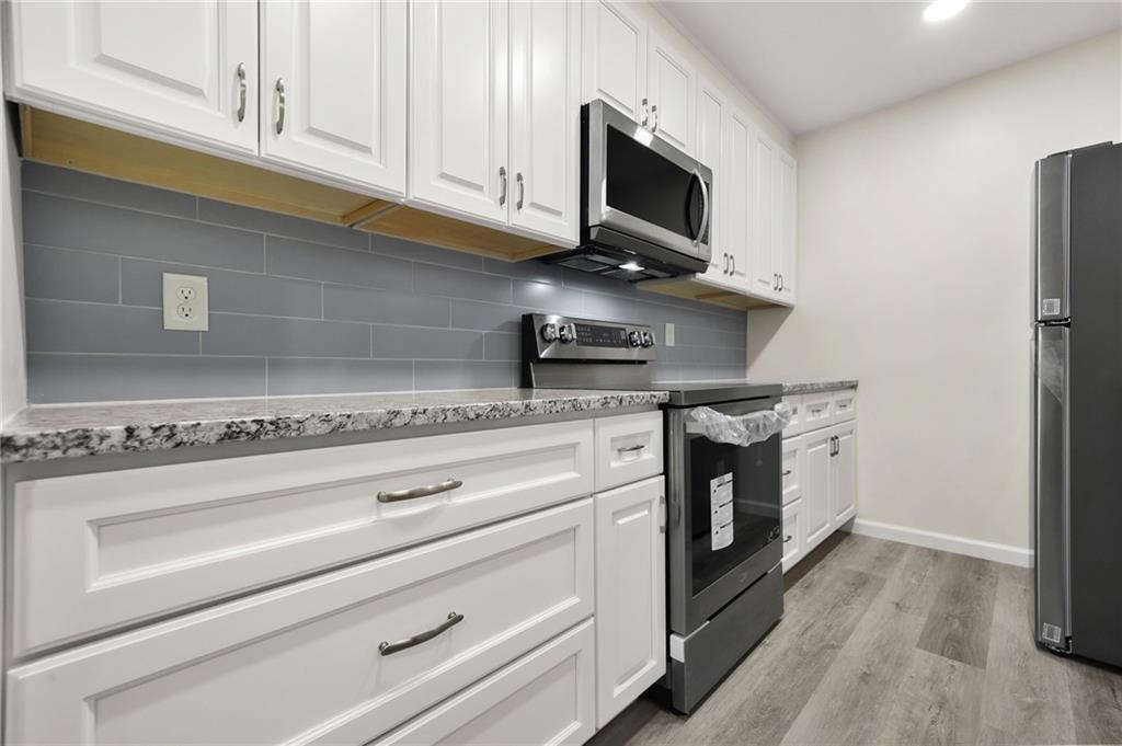 1166 Booth Road Southwest, Unit 202 Marietta, GA 30008 - Photo 12 of 23