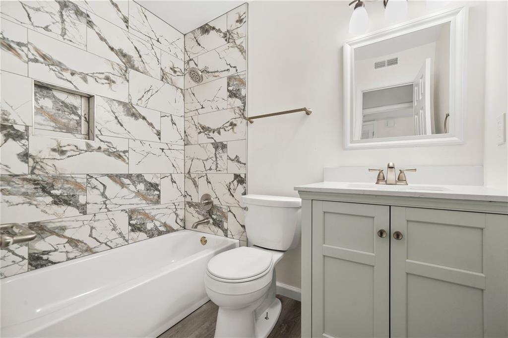 1166 Booth Road Southwest, Unit 202 Marietta, GA 30008 - Photo 21 of 23