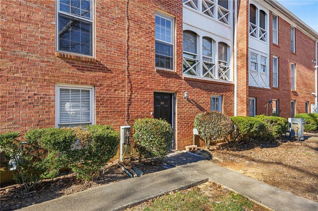 1166 Booth Road Southwest, Unit 202 Marietta, GA 30008 - Photo 6 of 23