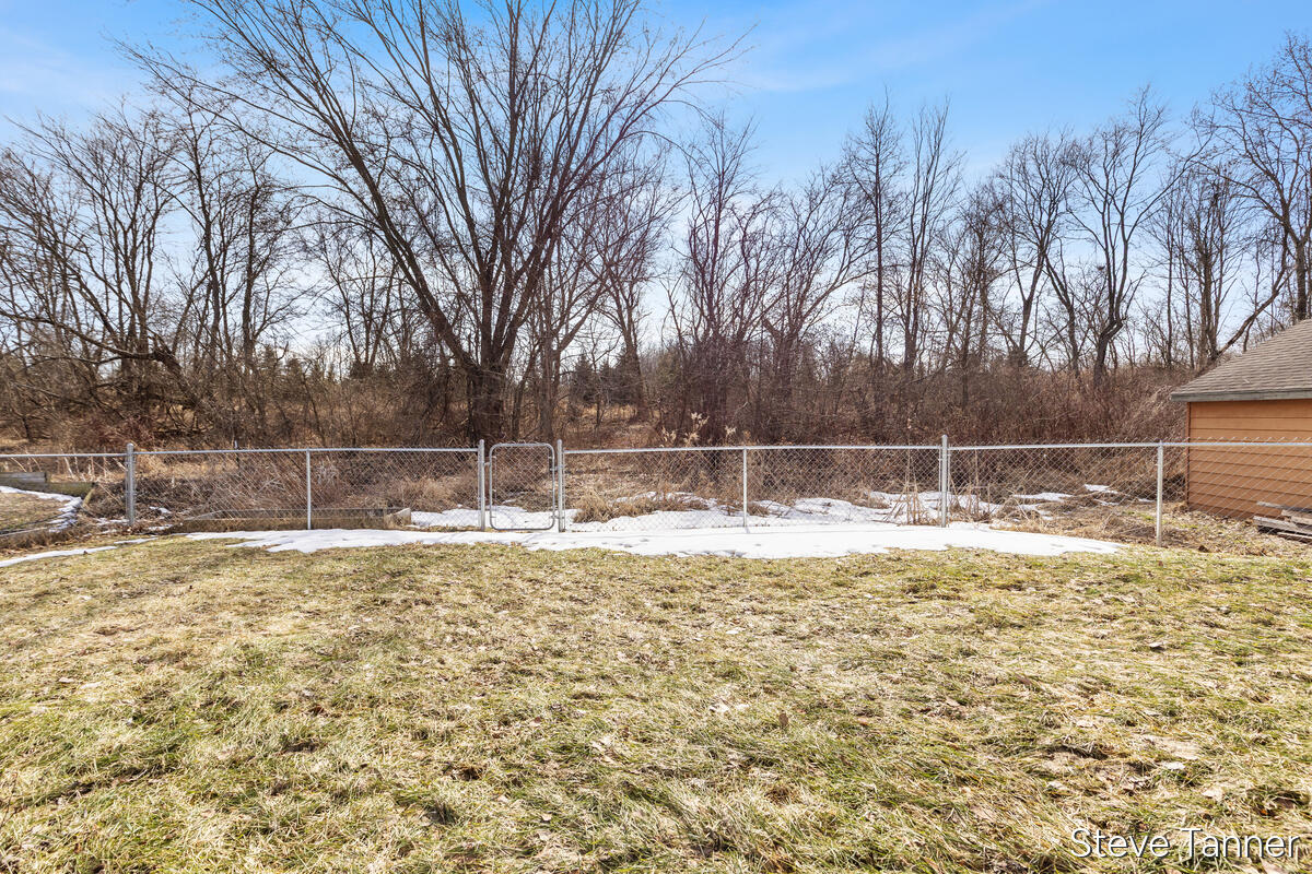 1034 Thompson Street Southwest Stanton, MI 48888 - Photo 26 of 40 1034-Thompson_028