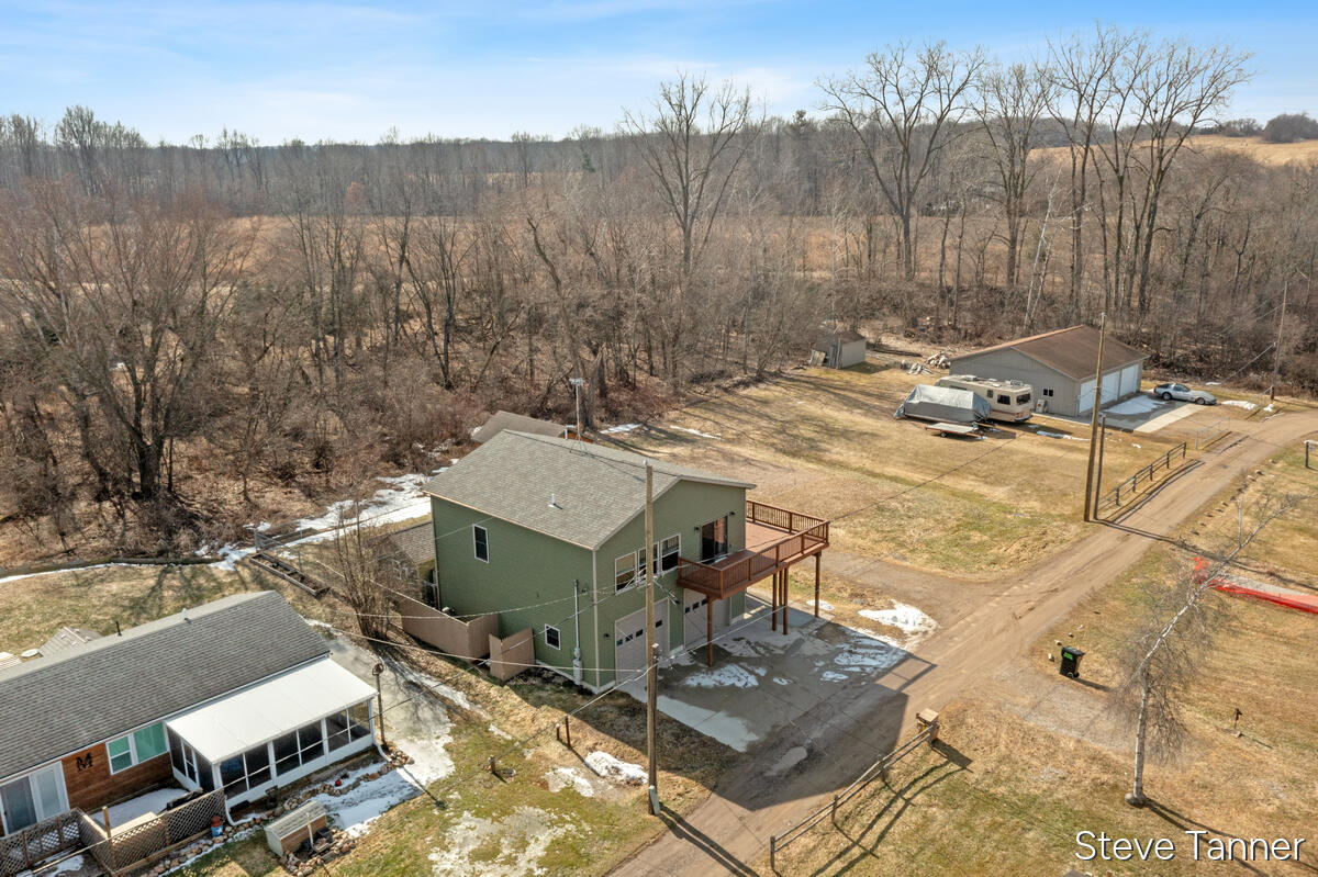 1034 Thompson Street Southwest Stanton, MI 48888 - Photo 28 of 40 1034-Thompson_203
