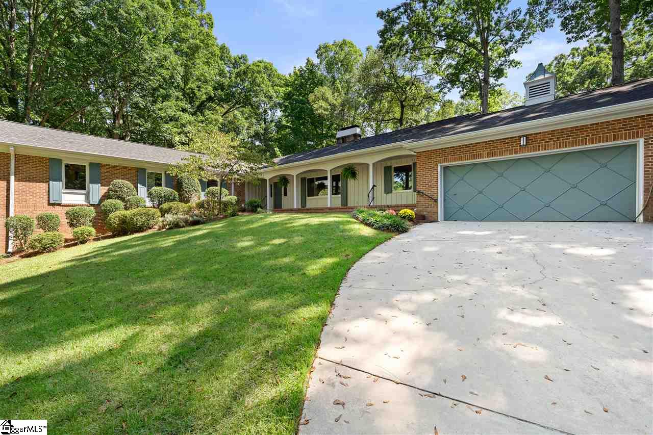 218 Sweetbriar Road Greenville, SC 29615 - Photo 1 of 36 Gallery Image 1