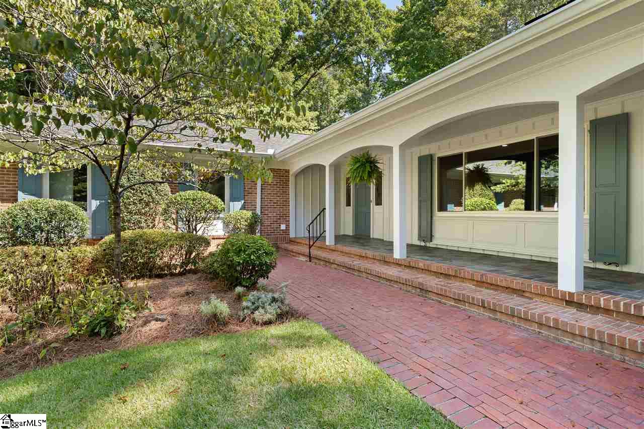 218 Sweetbriar Road Greenville, SC 29615 - Photo 2 of 36 Gallery Image 2