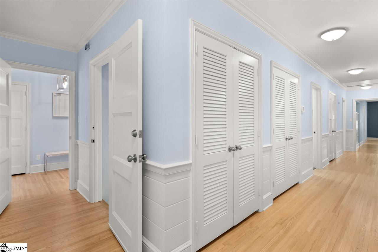 218 Sweetbriar Road Greenville, SC 29615 - Photo 18 of 36 Gallery Image 18