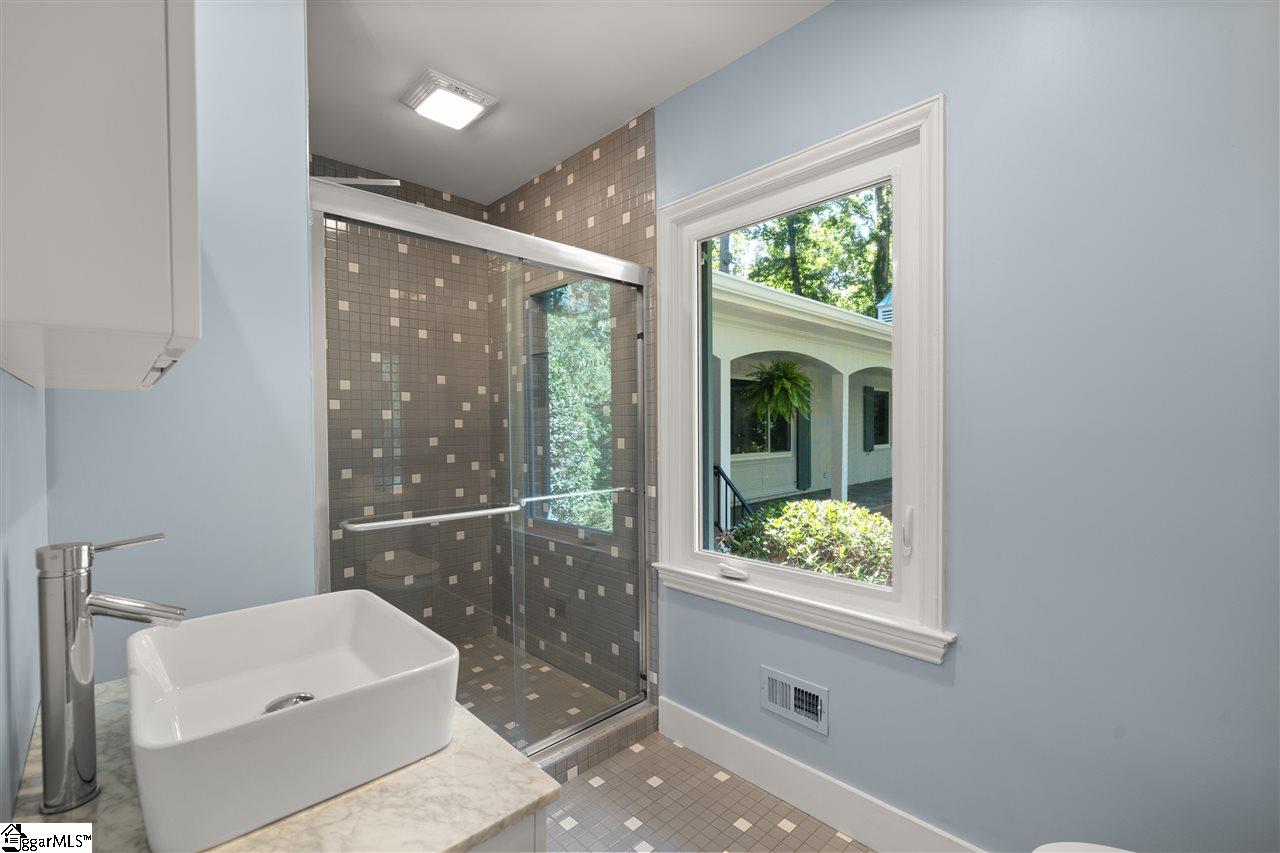 218 Sweetbriar Road Greenville, SC 29615 - Photo 28 of 36 Gallery Image 28