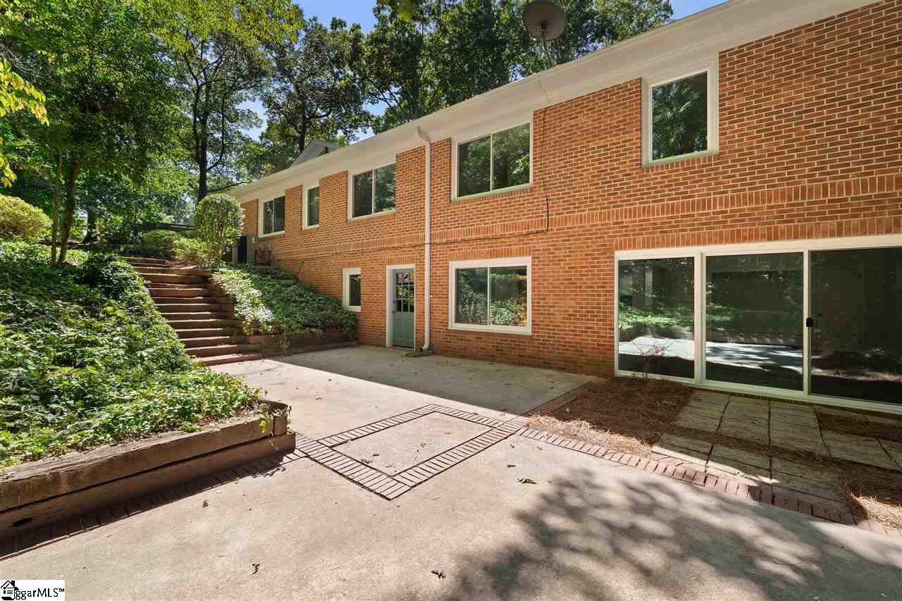 218 Sweetbriar Road Greenville, SC 29615 - Photo 35 of 36 Gallery Image 35