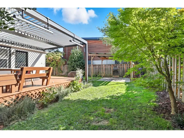 $615,000 | 954 Northeast Emerson Street, Portland, OR 97211