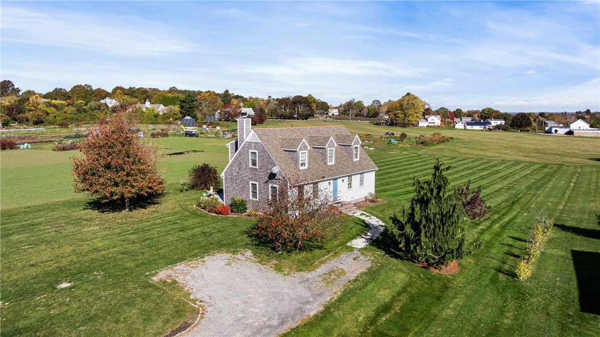 62 Howland Avenue Middletown, RI 02842 - Photo 23 of 26