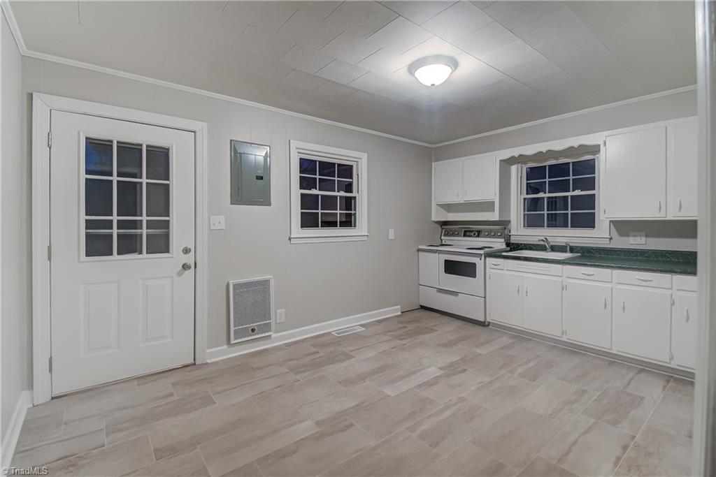 126 Dibrell Road Ruffin, NC 27326 - Photo 4 of 36