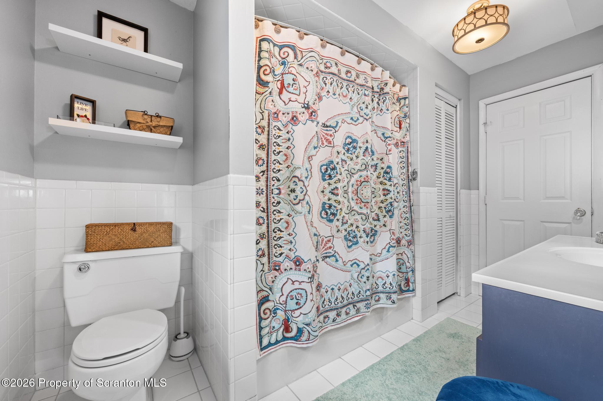 424 New Street Duryea, PA 18642 - Photo 18 of 37 main bath