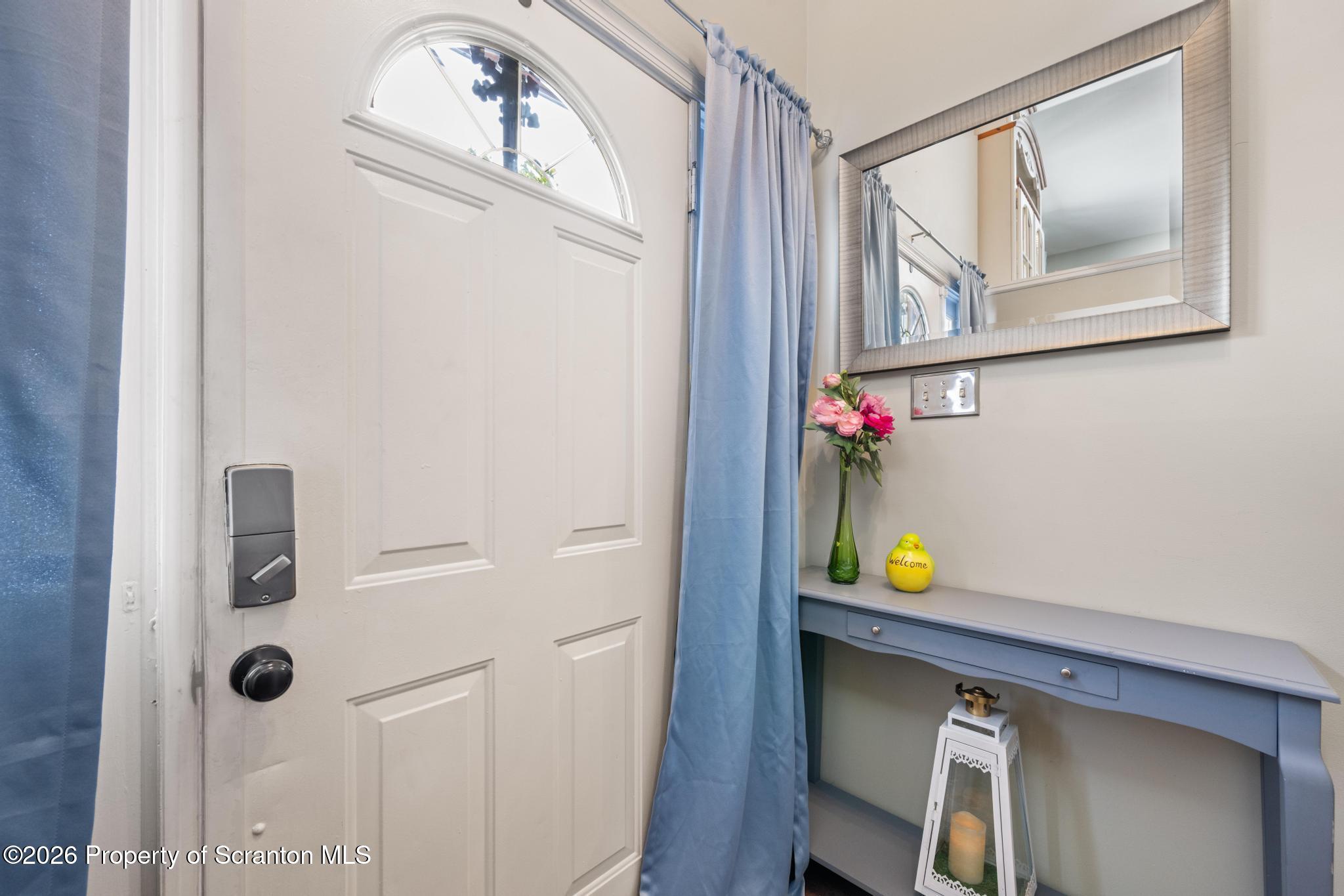 424 New Street Duryea, PA 18642 - Photo 30 of 37 Foyer